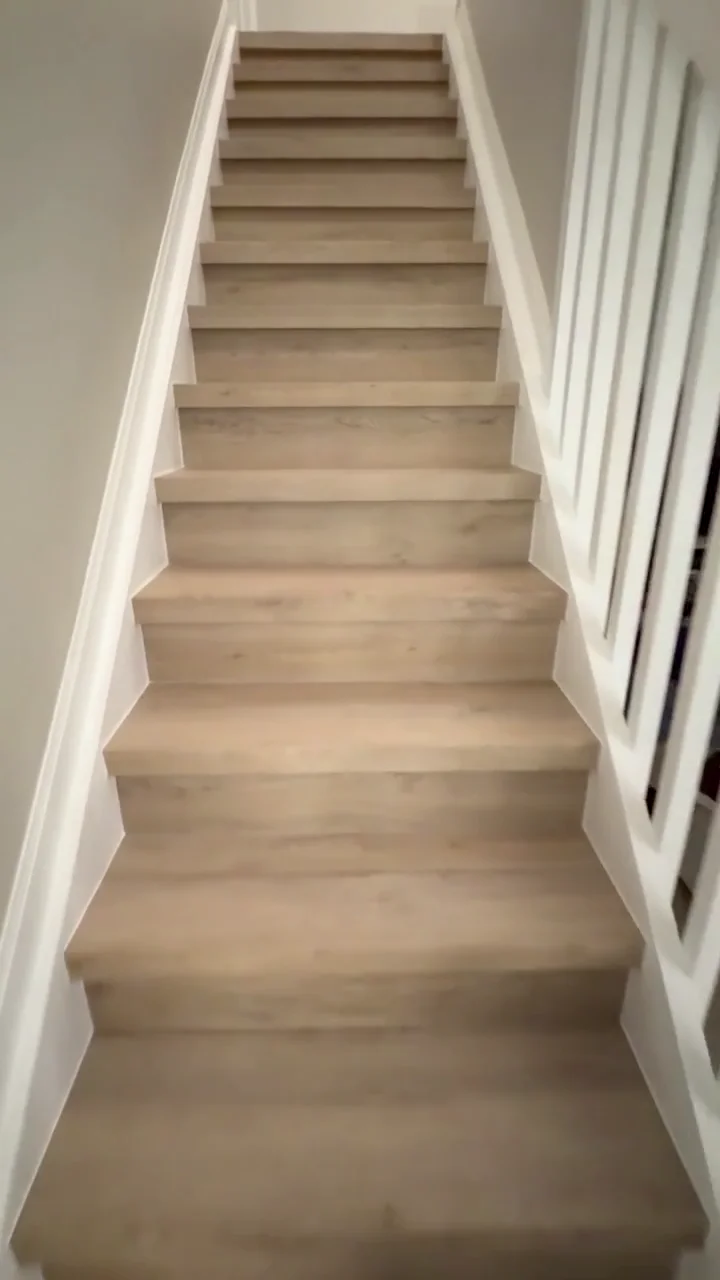 Coffee Cream 8mm Vinyl + Stairs – Deerfield Beach