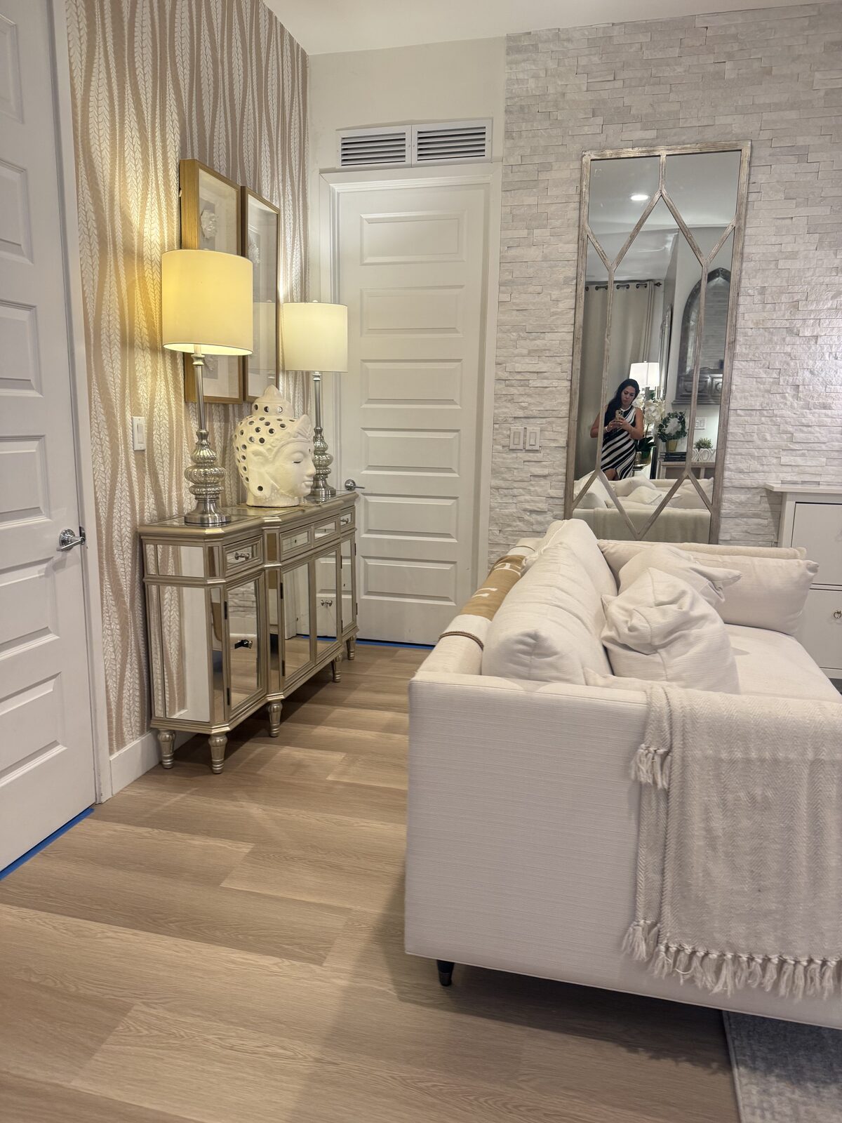 Creme Brulee Vinyl – Luxury Estate Install – photo 3